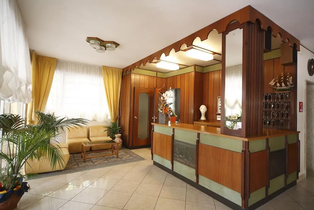 Hotel Devon Rooms & Breakfast Cesenatico